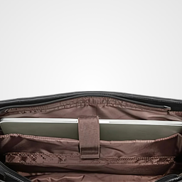 Dedicated 16" Laptop Storage